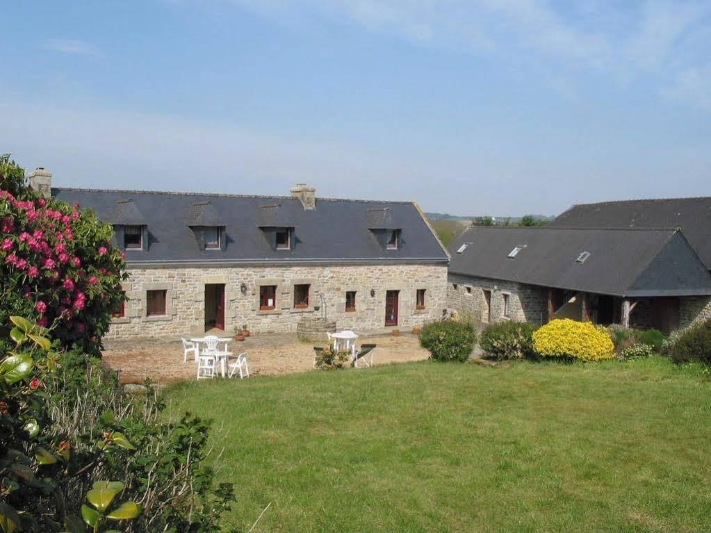 Domaine De Lesvaniel Landudec Exterior foto